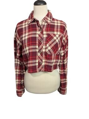 Arizona Jean Co Small Red Oversized Cropped Plaid Flannel Button Up Shirt